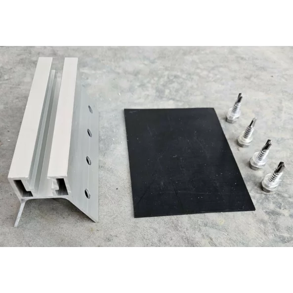Mini abrazadera para paneles sándwich R23+EPDM+4 tornillos autoperforantes