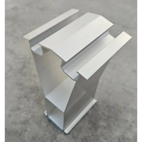 Pata trasera de aluminio con sistema EV de 10 grados.