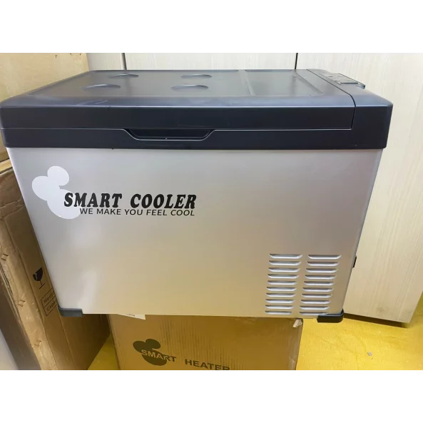 Nevera de coche Smart Cooler 40L con compresor, 12/24/220V, con pantalla LCD y Bluetooth – ¡PRODUCTO REACONDICIONADO!