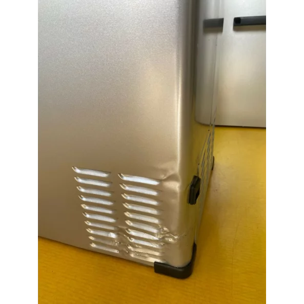Frigider auto cu compresor smart cooler 75L ,12/24/220V, cu display LCD si bluetooth - PRODUS RESIGILAT!