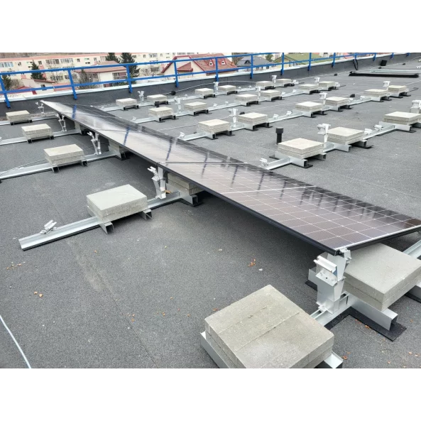 Komplett EAST-WEST 2X5 rendszer, előtétlemezek rögzítése 10 db fotovoltaikus napelem 10 és 15 fokos szögben