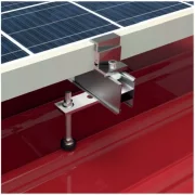 Sistema solar fotovoltaico 6,6KW monofásico ON-GRID con 16 paneles fotovoltaicos LONGI de 410W fijados sobre tejado de chapa