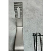 Clema reglabila pentru acoperis tigla compatibila cu sinele R19 / R22 (prindere laterala)