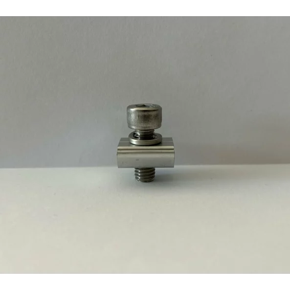 Комплект гайки с болтове M8X25mm NS скрепителни елементи за соларен фотоволтаичен панел