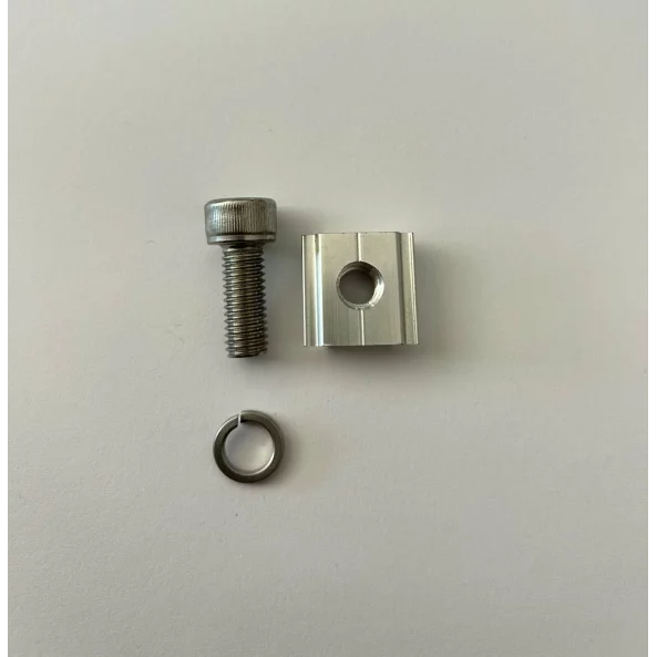 Комплект гайки с болтове M8X25mm NS скрепителни елементи за соларен фотоволтаичен панел