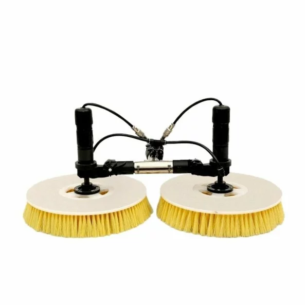 Doble cepillo para limpieza de paneles fotovoltaicos, motor brushless y mango telescópico hasta 7,5 m + Batería de Litio