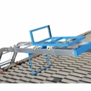 Elektricheski aluminiev asans-or, maksimalna visochina 19 m, s promenliv iegiel za povdigane na tovari i fotovoltaichni solarni paneli