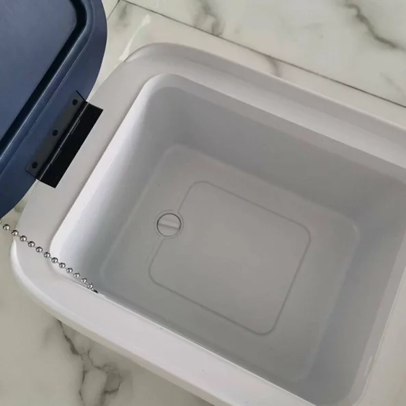 Автохладилник с компресор SMART COOLER 22L, 12/24/220V, с LCD дисплей, включена еко такса.