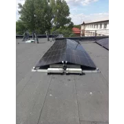 Komplett EAST-WEST 2X5 rendszer, előtétlemezek rögzítése 10 db fotovoltaikus napelem 10 és 15 fokos szögben