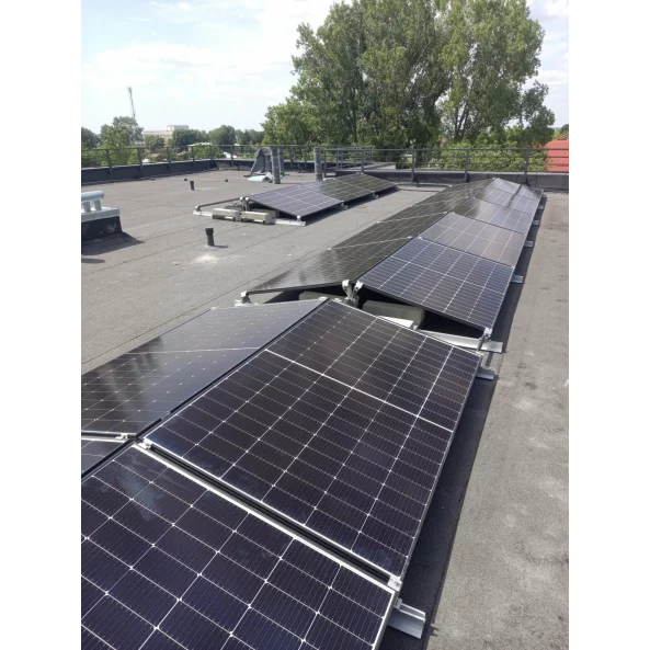 Komplett EAST-WEST 2X5 rendszer, előtétlemezek rögzítése 10 db fotovoltaikus napelem 10 és 15 fokos szögben