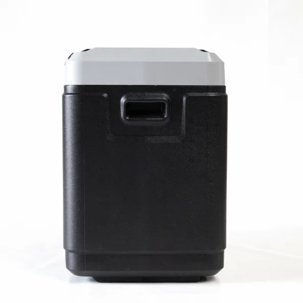 Автохладилник с компресор Smart Cooler, с Bluetooth, двойна зона на охлаждане, капацитет 60L, вградена батерия, включена еко такса.