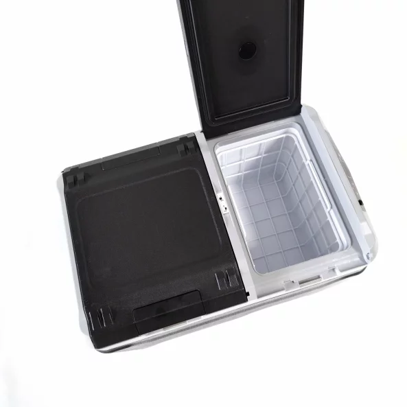 Автохладилник с компресор Smart Cooler, с Bluetooth, двойна зона на охлаждане, капацитет 60L, вградена батерия, включена еко такса.