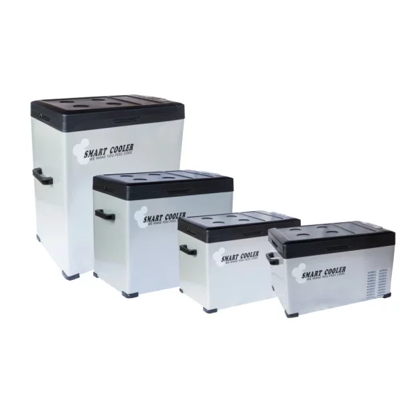 Комплект автохладилник с компресор Smart Cooler 75L, 12/24/220V, с LCD дисплей и Bluetooth, включен 220V трансформатор, включена зелена такса + термоизолационен защитен калъф