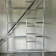 Bastidor andamio de aluminio con escalera 2*1,35m