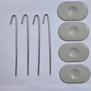 Gancho de aluminio para fijación de malla de protección en paneles fotovoltaicos