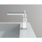 Moderen sanitaren kran, LED displei za temperatura, montazh na edin otvor