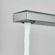 Moderen sanitaren kran, LED displei za temperatura, montazh na edin otvor