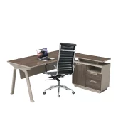 Komplekt ofis mebeli s moderen i eleganten dizain, premium kachestvo