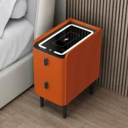 Vekony, intelligens ejjeliszekreny vezetek nelkuli toltessel, LED vilagitassal es 2 fiokkal - narancssarga szinu, modern uveg es fa design