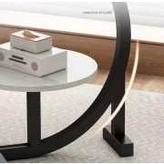 Moderna kholna masa – Eleganten dizain ot MDF i metal s razmeri 40x40x60 sm
