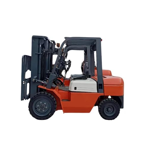Stivuitor diesel cutie automata , 5000 kg ,inaltime de ridicare de la 3 m la 6 m , translatie stanga-dreapta