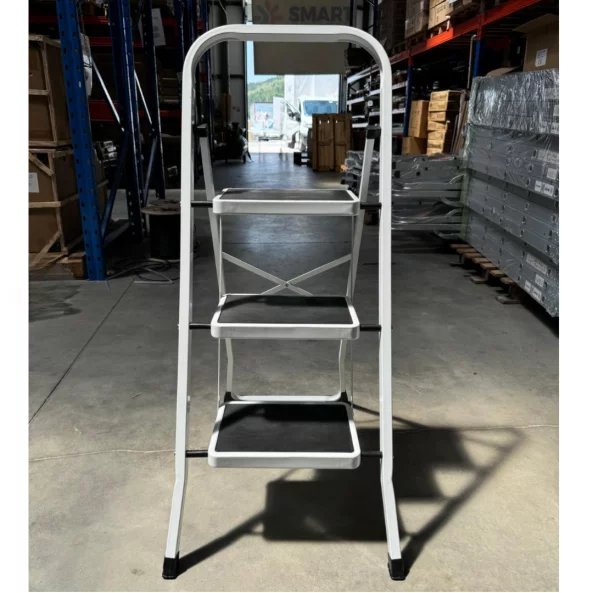 Scară din oțel cu 3 trepte – Model KMH0203C