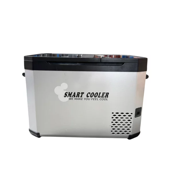 Autós hűtőszekrény kompresszoros smart coolerrel, Bluetooth-kapcsolattal, dupla hűtőzónával, 32,2 literes kapacitással, zöldadóval együtt – ÚJRACSOMAGOLT TERMÉK!