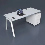 Modern íróasztal edzett üveglappal és ergonomikus műbőr székkel – Prémium dizájn, elegancia és kényelem