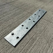 Șablon din oțel pentru poziționare stâlp de ciment – 600x100