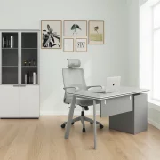 Komplekt ofis mebeli s moderen i eleganten dizain, premium kachestvo