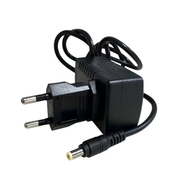 Stabilizált tápegység 220V, 12V, 2A