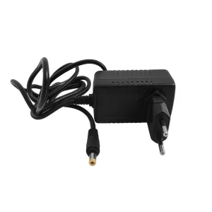 Stabilizált tápegység 220V, 12V, 2A