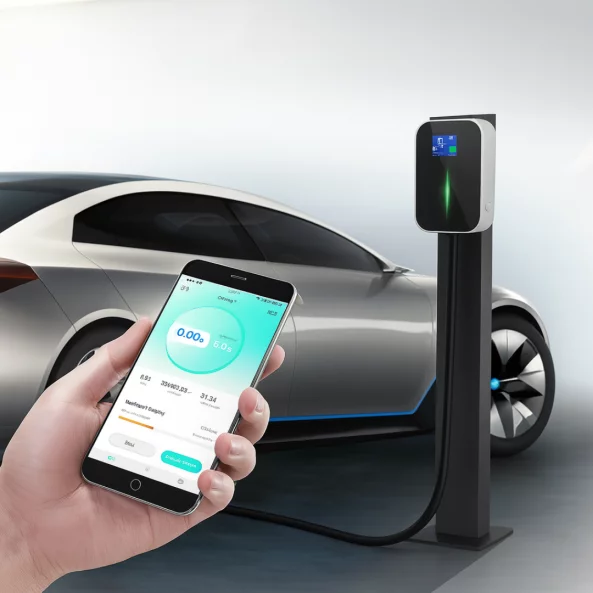 Háromfázisú EV töltőállomás 32A, 22 kW – Bluetooth és LCD kijelzős változat, kábel hossza: 6 m