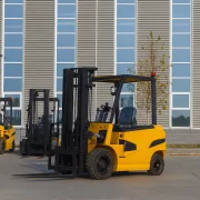 Carretilla elevadora eléctrica de 2.5 toneladas – Modelo NM 2.5 TON, 60V – Altura de elevación: 4.5 m
