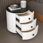 Modern Multifunkcionális Éjjeliszekrény 15W Vezeték Nélküli Töltéssel, 3 Színű LED Világítással és 3 Tárolófiókkal – FEHÉR