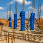 Sistema de encofrado de acero H1500 – configurado con paneles 600x4 + 400x2