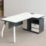 Модерна офис маса с метална опора и вградени рафтове - W1800D1200H750