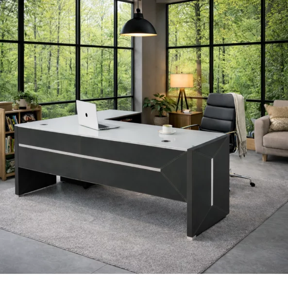 Birou Managerial cu Blat din sticlă si Scaun de birou ergonomic ,reglabil din piele ecologica si cadru din aluminiu ,culoare: negru  ,design modern și elegant ,calitate premium