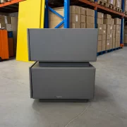 Интелигентно нощно шкафче с безжично зареждане, LED осветление, 2 чекмеджета за съхранение – антрацитно сиво, модерен дизайн от стъкло и дърво – ПРОДУКТ С ОТВОРЕНА ОПАКОВКА!