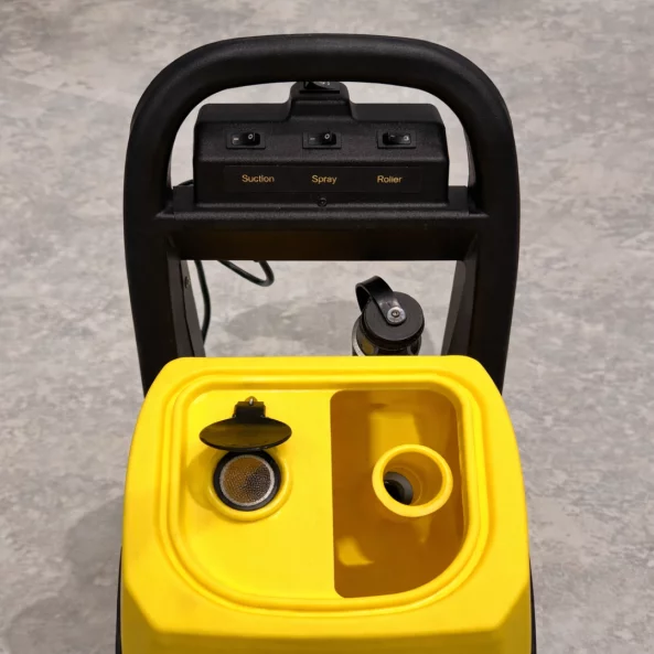 Професионална машина за пране и изсмукване на мокети и килими – ефективно и безшумно почистване