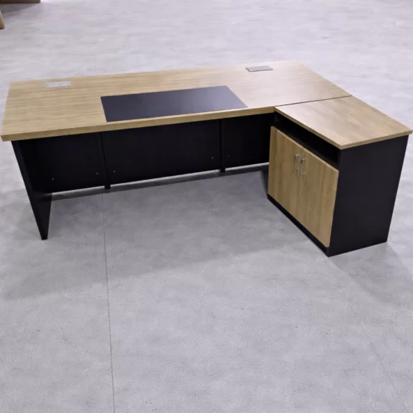 Мениджърско бюро SMART HEATER – меламинова конструкция с декоративен преден панел