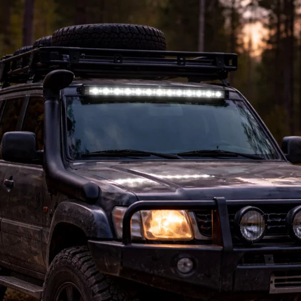 23 hüvelykes Off-Road LED fénysor – többféle világítási mód
