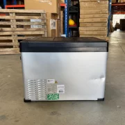 Smart Cooler 40L autós hűtő kompresszorral, 12/24/220V, LCD kijelzővel és Bluetooth funkcióval – ÚJRACSOMAGOLT TERMÉK!