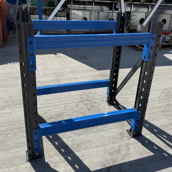 Ipari munkapad L1000 × Sz600 × M1000 – 1000 kg/szint – Kék – rétegelt lemez nélkül