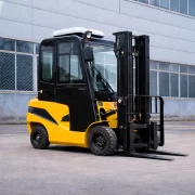 Carretilla elevadora eléctrica NM2, 2 toneladas – altura de elevación 4,5 m, cabina con aire acondicionado