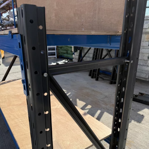 Mesa de trabajo industrial con panel de contrachapado L2000 x D600 x H1000/1500 mm – 1000 kg/nivel, GRIS Y AZUL