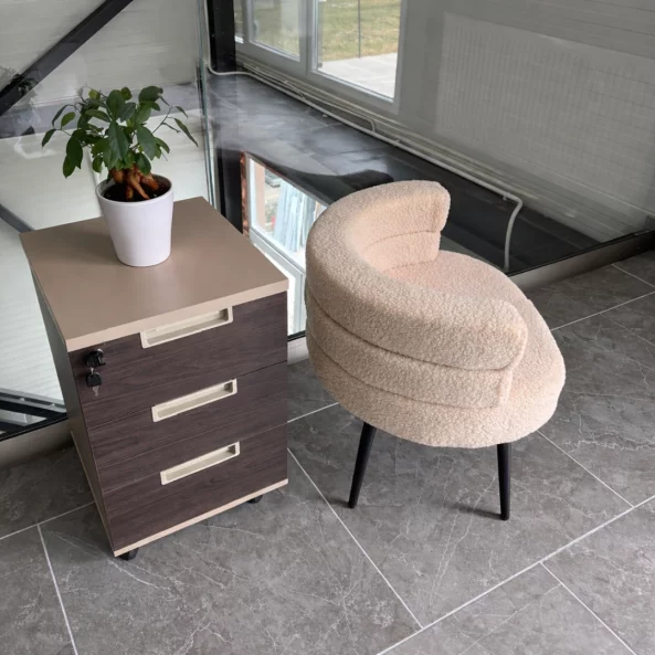 Fotoliu Modern Boucle Bej – Design Elegant cu Spatar Curbat