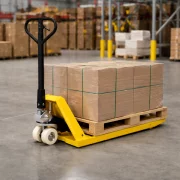 Transpalet manual 2T, furci 550 mm, roți nylon – pentru utilizare industrială