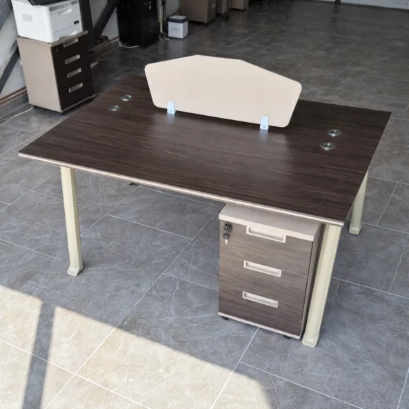 Escritorio operativo Nova 2 con armarios integrados móviles, 2 puestos – dimensiones 1400 × 1200 × 750 mm