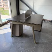 Escritorio operativo Nova 2 con armarios integrados móviles, 2 puestos – dimensiones 1400 × 1200 × 750 mm